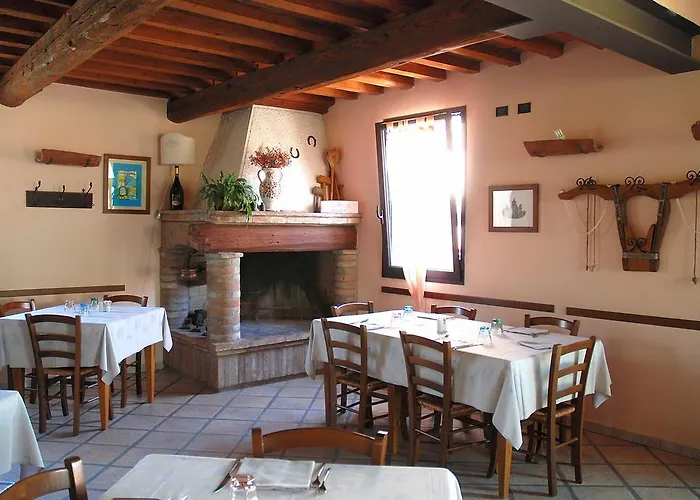 Hotel La Rocchetta 2*