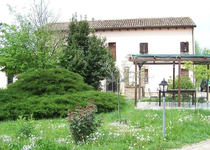 La Rocchetta 酒店 Monestirolo