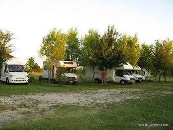 Hotel La Rocchetta 2*